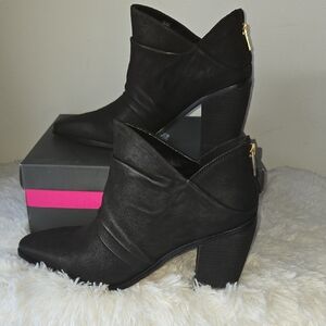 Vince Camuto Ainsley Boots Black US 12